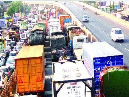 Traveling on the Pune Bangalore highway, two flyovers will be demolished; Changes in traffic passing through Karad | पुणे-बंगळुरू महामार्गावरुन प्रवास करताय?, दोन उड्डाणपूल पाडण्यात येणार; कऱ्हाडातून जाणाऱ्या वाहतुकीत बदल