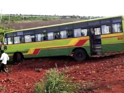 Fatal accidents in Bagalkot in Karnataka; Six people died in Solapur | कर्नाटकातील बागलकोटमध्ये भीषण अपघात; सोलापुरातील सहा जणांचा मृत्यू