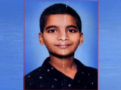 A schoolboy from Radhanagari taluka kolhapur hanged himself after coming home from Ganesh Mandal | Kolhapur: गणेश मंडळातून घरी आला अन् शाळकरी मुलाने गळफास लावून घेतला, घटनेने परिसर हळहळला A schoolboy from Radhanagari taluka kolhapur hanged himself after coming home from Ganesh Mandal | Kolhapur: गणेश मंडळातून घरी आला अन् शाळकरी मुलाने गळफास लावून घेतला, घटनेने परिसर हळहळला