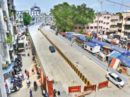 Karnak railway bridge ready for traffic | कर्नाक रेल्वे पूल वाहतुकीस सज्ज, काम नियोजित वेळेत पूर्ण; रंगरंगोटी, लेन मार्किंग अंतिम टप्प्यात, लोड टेस्टिंगनंतर होणार खुला Karnak railway bridge ready for traffic | कर्नाक रेल्वे पूल वाहतुकीस सज्ज, काम नियोजित वेळेत पूर्ण; रंगरंगोटी, लेन मार्किंग अंतिम टप्प्यात, लोड टेस्टिंगनंतर होणार खुला