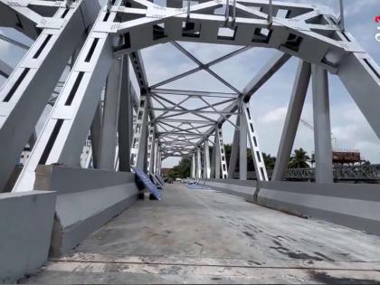 Karnak Bridge opens to traffic in three days works completed | मुंबईकरांच्या प्रवासाचा मार्ग मोकळा? लवकर 'हा' उड्डाणपूल वाहतुकीसाठी होणार खुला Karnak Bridge opens to traffic in three days works completed | मुंबईकरांच्या प्रवासाचा मार्ग मोकळा? लवकर 'हा' उड्डाणपूल वाहतुकीसाठी होणार खुला