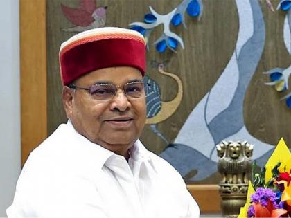 Karnataka Governor received a fake call in the name of Union Minister Dharmendra Pradhan | 'धर्मेंद्र प्रधान बोलतोय, एक काम आहे'; राज्यपालांना दोन फेक कॉल, सतर्कतेमुळे समोर आलं सत्य
