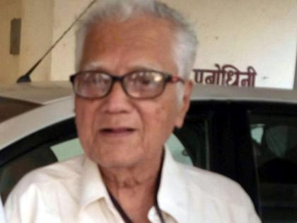 state Government Employees Union Leader R G Karnik Passes Away At 91 | ‘समाजभान जोपासणारा मार्गदर्शक नेता हरपला’; र. ग. कर्णिक यांना मान्यवरांची श्रद्धांजली