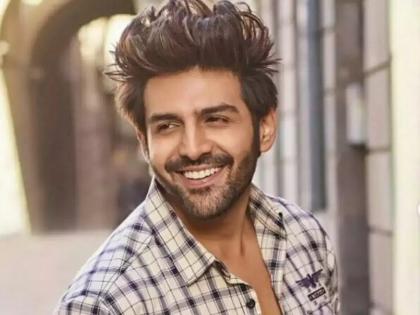 Kartik Aaryan Injured: Kartik Aaryan Injured In Live Event; Still finished the performance, what happen..? | Kartik Aaryan Injured: लाइव्ह शो मध्ये Kartik Aaryan जखमी; तरीही परफॉर्मंस पूर्ण केला, जाणून घ्या काय झाल..?