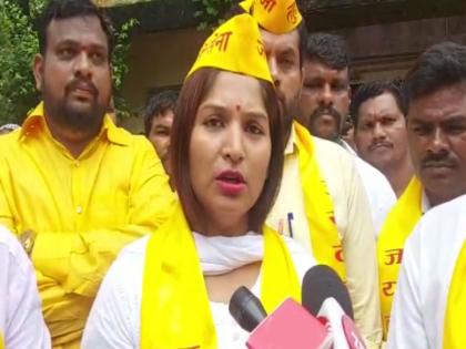 karuna sharma make it clear that will start dasara melava on bhagwangad again | Maharashtra Politics: “मी वंजारी समाजाची सून, भगवानगडावर दसरा मेळावा पुन्हा सुरु करणार”; आता करुणा शर्मा मैदानात