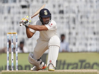 Kings XI Punjab batsman Karun Nair tested positive for COVID-19, has recovered fully ahead of IPL 2020 | IPL 2020 : मोठी बातमी; टीम इंडियाच्या त्रिशतकवीर फलंदाजाला झाला होता कोरोना