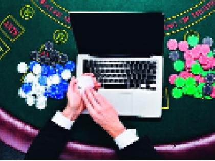  'Casino Games' on a 'click' home: Police action next door | घरबसल्याही एका ‘क्लिक’वर ‘कॅसिनो’चा खेळ : पोलीस कारवाईपासून बगल