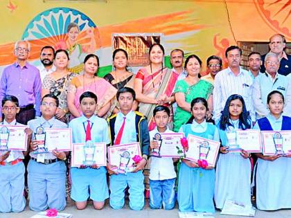 Storytelling competition by Samskar Bharat in Chalisgaon | चाळीसगाव येथे संस्कार भारतीतर्फे कथाकथन स्पर्धा