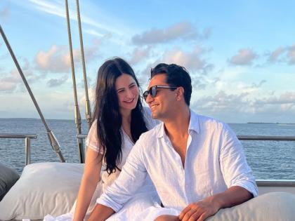 Vicky Kaushal-Katrina Kaif celebrate New Year at this place, photos revealed | विकी कौशल-कतरिना कैफ या ठिकाणी करताहेत न्यू इअर सेलिब्रेशन, फोटो आले समोर