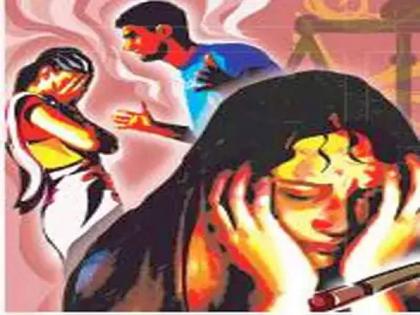 crime filed against husband with 6 family members for harassment and forced woman to abort | गर्भपातासाठी सासरचा आटापिटा, प्रसूूतीनंतरही ‘नकोशी’; सहा जणांविरुद्ध गुन्हा दाखल