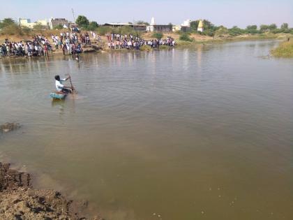 youth dead Due to the drowning in kayadhu river; who went to repair the motor | मोटार दुरुस्तीसाठी गेलेल्या तरुणाचा कयाधू नदीपात्रात बुडून मृत्यू  