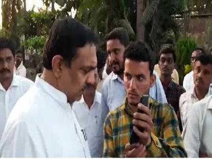 He made 'video call' to wife in front of Jayant Patil | जयंत पाटील यांच्यासमोरच ‘त्याने’ केला पत्नीला ‘व्हिडीओ कॉल’