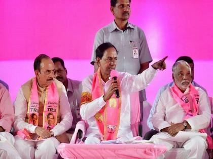 shiv sena thackeray group slams telangana cm k chandrashekhar rao and brs about maharashtra visit | “BRS ला तेलंगणात हादरे, महाराष्ट्रात बदला; KCR विठोबा सर्व पाहतोय!”; ठाकरे गट आक्रमक