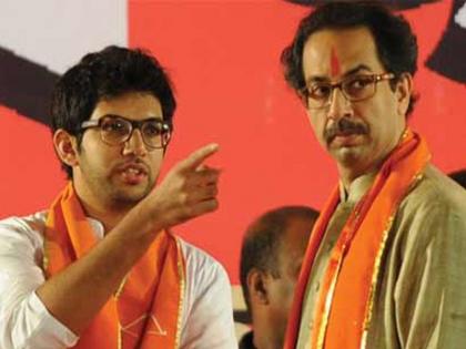 'Sir you did it'; Shiv Sena's Poster outside the Matoshree | 'साहेब आपण करून दाखवलं'; शिवसैनिकाची मातोश्रीबाहेर पोस्टरबाजी