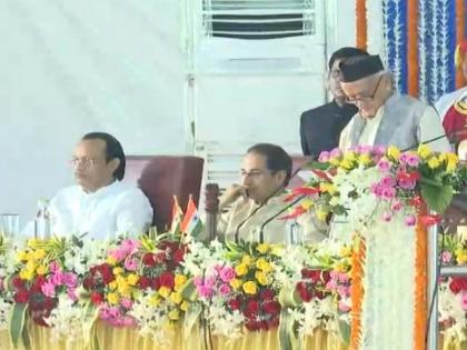 Congress leaderK. C. Padvi was asked by Governor Bhagat Singh Koshyari to take oath of office again | Maharashtra Cabinet Expansion : राज्यपाल कोश्यारी संतापले; काँग्रेस नेत्याला पुन्हा घ्यायला लावली शपथ