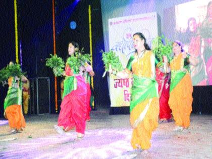  When the KDMC public representatives dance performance | केडीएमसीच्या लोकप्रतिनिधींची पावले थिरकतात तेव्हा...