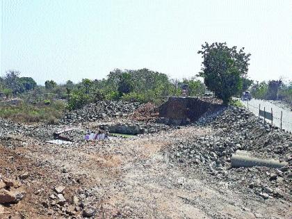 The beginning of the work of the Kewal bridge in Panvel | पनवेलमधील केवाळे पुलाच्या कामाला सुरुवात