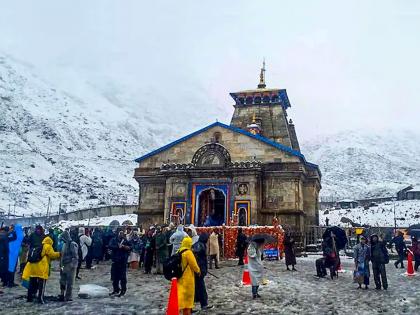 Chardham Yatra rules changed regarding very important to know the details for those above 50 years kedarnath | Chardham Yatra Rules Changed: चारधाम यात्रेसाठी जाताय? आधी बदललेले नियम जाणून घ्या मगच प्लॅनिंग करा!