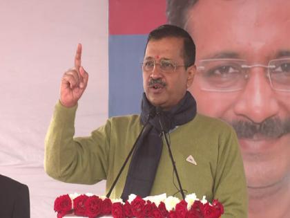 'I will not bend', CM Arvind Kejriwal attacks at BJP over his crime branch notice | 'भाजपात गेल्यावर सर्व गुन्हे माफ, पण मी झुकणार नाही', CM केजरीवालांचा BJP वर घणाघात