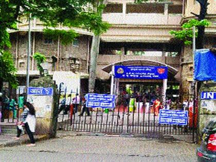 CoronaVirus News: Hospital mortuaries overflow due to increase in corona mortality; An atmosphere of fear in patients | CoronaVirus News: कोरोनाबाधितांचा मृत्युदर वाढल्याने रुग्णालयांची शवागृहे भरली; रुग्णांमध्ये भीतीचे वातावरण