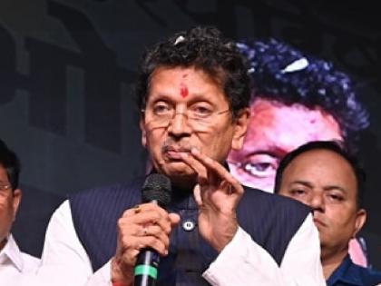 Misunderstandings among office bearers of the Mahayuti will be cleared up says Deepak Kesarkar | महायुतीतील पदाधिकाऱ्यांत असलेले गैरसमज दूर करणार - दीपक केसरकर Misunderstandings among office bearers of the Mahayuti will be cleared up says Deepak Kesarkar | महायुतीतील पदाधिकाऱ्यांत असलेले गैरसमज दूर करणार - दीपक केसरकर