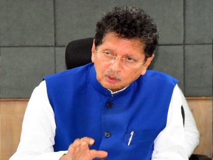 Reservation is not in the hands of the state, Minister Deepak Kesarkar expressed a clear opinion | आरक्षणावर मंत्री दीपक केसरकर स्पष्टच बोलले, म्हणाले...