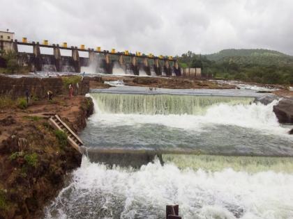 91 percent water storage in Khadakwasla dam chain; 3 TMC more water storage this year than last year | खडकवासला धरण साखळीत ९१ टक्के पाणीसाठा; गेल्या वर्षीपेक्षा यंदा ३ टीएमसी पाणीसाठा जास्त