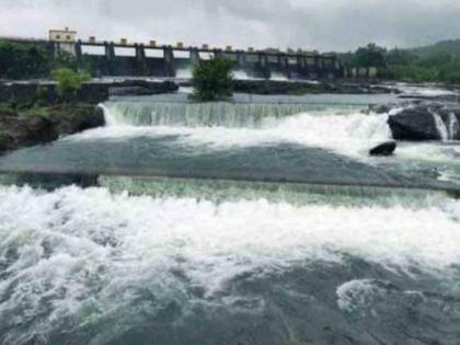 Pune people be careful Increased release of water from Khadakwasla Dam; Heavy rain starts again | पुणेकरांनो काळजी घ्या! खडकवासला धरणातून पाण्याचा विसर्ग वाढवला; पुन्हा मुसळधार पावसाला सुरूवात