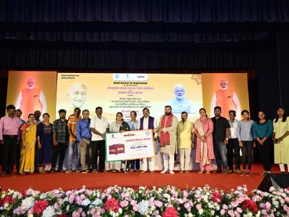 khadi and village industries commission provides tool kit to rural workers in goa | खादी आणि ग्रामोद्योग आयोगतर्फे ग्रामीण कामगारांना टूल किट प्रदान