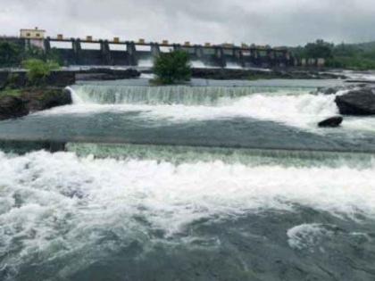One and a half TMC water storage in three days, worries of one and a half months are over, total water storage in Khadakwasla project is six and a half TMC | तीन दिवसांत सव्वा टीएमसी पाणीसाठा, सव्वा महिन्याची चिंता मिटली One and a half TMC water storage in three days, worries of one and a half months are over, total water storage in Khadakwasla project is six and a half TMC | तीन दिवसांत सव्वा टीएमसी पाणीसाठा, सव्वा महिन्याची चिंता मिटली