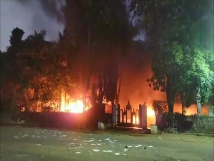 Outbreak in Beed! Protesters set NCP building on fire, MLA Kshirsagar's house and office were burnt | बीडमध्ये उद्रेक! आंदोलकांनी NCP भवन पेटवलं, आमदार क्षीरसागरांचे घर, ऑफिस जाळले