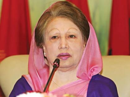 Students made the impossible possible; Statement of former Prime Minister of Bangladesh Khaleda Zia | विद्यार्थ्यांनी अशक्य ते शक्य केले; बांगलादेशच्या माजी पंतप्रधान खालिदा झिया यांचे वक्तव्य