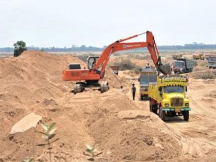 pune news state governments target of recovery from minor minerals is Rs 5,500 crore | राज्य सरकारचे ५ हजार ५०० कोटी गौण खनिजांमधून वसुलीचे उद्दिष्ट