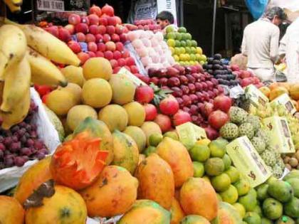 Mumbai's Bobby, Kundan in Marathwada and Sarang melon prices in the south | मुंबईचा बॉबी, मराठवड्यातला कुंदन अन् दक्षिणचा सारंग खरबूज भाव खातोय