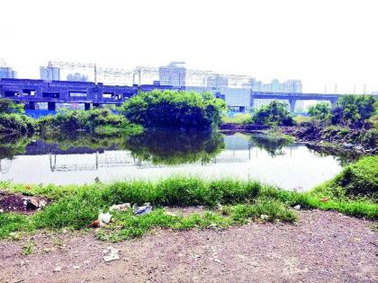 The work of pond at Kharghar | खारघरमध्ये तलावाचे काम सुरू