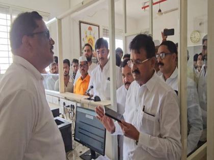 pune news Irregularities in rehabilitation land transactions in Khed taluka; Former MLA Dilip Mohite warns of agitation | खेड तालुक्यात पुनर्वसन जमिनीच्या व्यवहारात गैरप्रकार; दिलीप मोहिते यांचा आंदोलनाचा इशारा pune news Irregularities in rehabilitation land transactions in Khed taluka; Former MLA Dilip Mohite warns of agitation | खेड तालुक्यात पुनर्वसन जमिनीच्या व्यवहारात गैरप्रकार; दिलीप मोहिते यांचा आंदोलनाचा इशारा