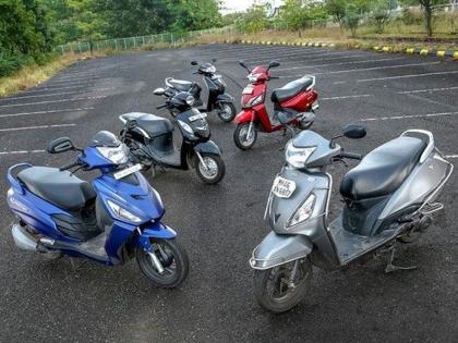 Best selling Scooter of India: Honda Activa records September Sales of 2.45 lakh models in 30 days | Best Selling Scooter of India: देशातील सर्वाधिक खपाची स्कूटर कोणती? 30 दिवसांत 2.45 लाख मॉडेलची विक्री