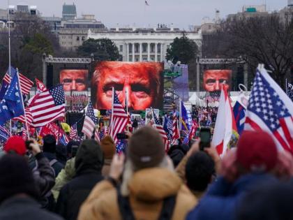 Who are these riotous Trump supporters? | हे दंगेखोर ट्रम्प समर्थक आहेत तरी कोण?