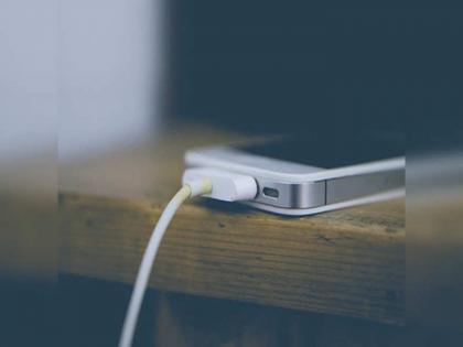 2-year old toodler dies after being electrocuted by mobile charger 2-year old toodler dies after being electrocuted by mobile charger