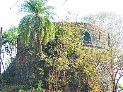 The Belapur fort will be ready for the tourist, beautify the way | बेलापूर किल्ला होणार पर्यटनस्थळ, सुशोभीकरणाचा मार्ग मोकळा