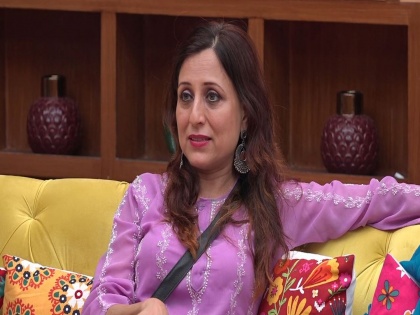 bigg boss marathi contestant kishori Shahane tells about her pregnancy in bigg boss home | किशोरी शहाणेंच्या आईचे घर या कारणामुळे बनले होते मॅटर्निटी वॉर्ड, वाचून तुम्हाला येईल हसू