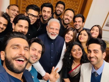 Bollywood Actors Met PM Modi, Avoided This Mistake In This Meet | पंतप्रधान मोदींना भेटले हे बॉलीवुड कलाकार, गेल्या वेळेची 'ही' चूक या भेटीत टाळली