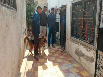 theft of two and a half lakhs in the house of sonone in chande colony in Khamgaon buldhana | खामगावातील चांदे कॉलनीतील सोनोने यांच्या घरात सव्वा दोन लाखांची चोरी