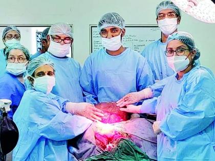 sewagram doctors successfully removed 7.5kg tumor from man's neck | बापरे! पुरुषाच्या गळ्यात ७.५ किलोचा गोळा, सहा तास चालली शस्त्रक्रिया