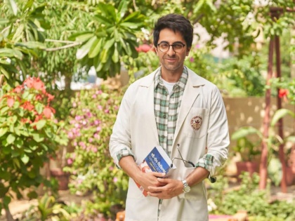 Ayushman Khurana's 'First Look' in 'Doctor G' was out | 'डॉक्टर जी'मधील आयुषमान खुरानाचा 'फर्स्ट लुक' झाला आउट