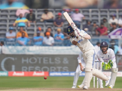 IND vs ENG 1st Test Match Live kl Rahul was dismissed for 86 runs by Tom Hartley | IND vs ENG Live: 'क्लास' राहुल चमकला पण शतकाला मुकला; स्टोक्सनं सुटकेचा निश्वास सोडला
