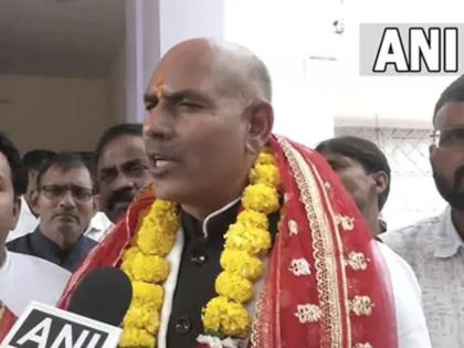 kn tripathi enters in congress president polls will give tough fight to mallikarjun kharge shashi tharoor | काँग्रेस अध्यक्षपदाच्या निवडणुकीत नव्या नेत्याची एन्ट्री; कोण आहेत केएन त्रिपाठी? जाणून घ्या...  