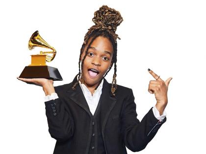 koffee 19 years girl won Grammy award. | फक्त 19 वर्षाची कोफी ग्रॅमी अवॉर्ड जिंकते तेव्हा.