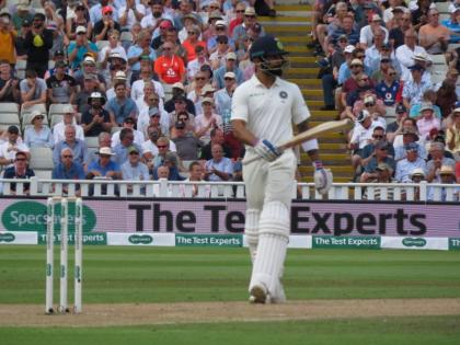 India vs England 1st Test: Kohli scored a fifty in his 100th ball; Highest score in England | India vs Englad 1st Test: कोहलीचे शंभराव्या चेंडूवर अर्धशतक; इंग्लंडमधली ठरली सर्वाधिक धावसंख्या