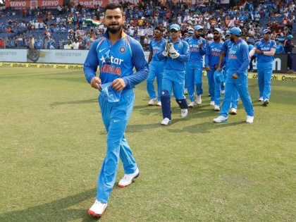 India beat India by defeating South Africa | दक्षिण आफ्रिकेवर मात करत भारताचा मालिका विजय